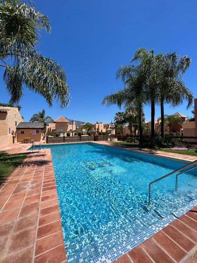 Halo - Amazing 4br Townhouse With Jacuzzi And Big Terrace Apartment