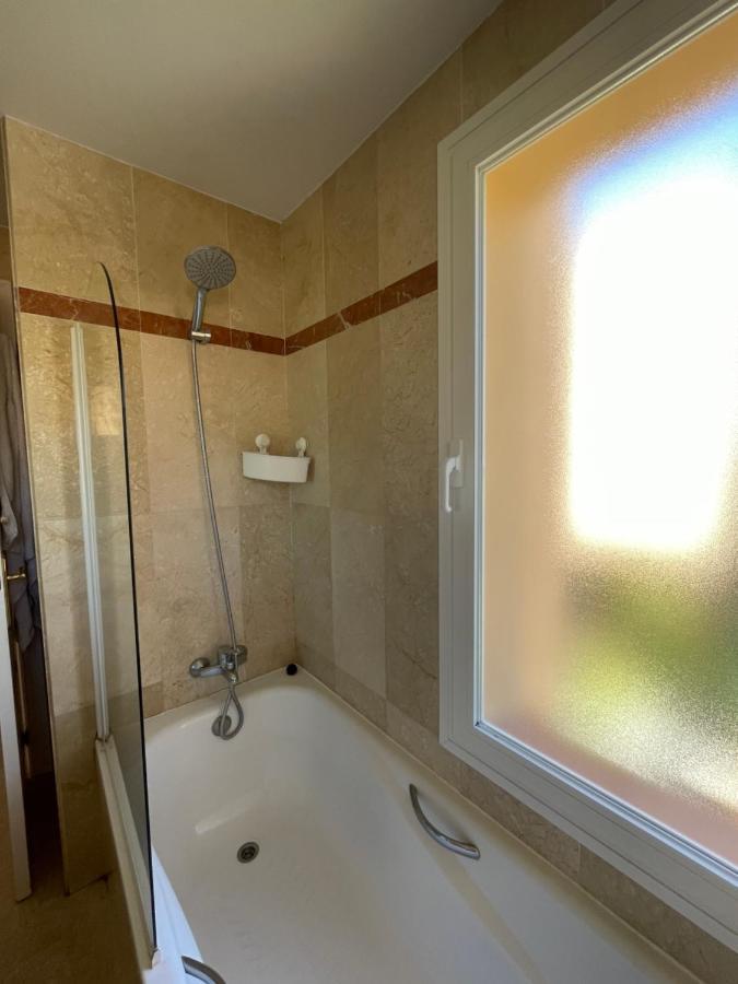 Apartment Halo - Amazing 4br Townhouse With Jacuzzi And Big Terrace *